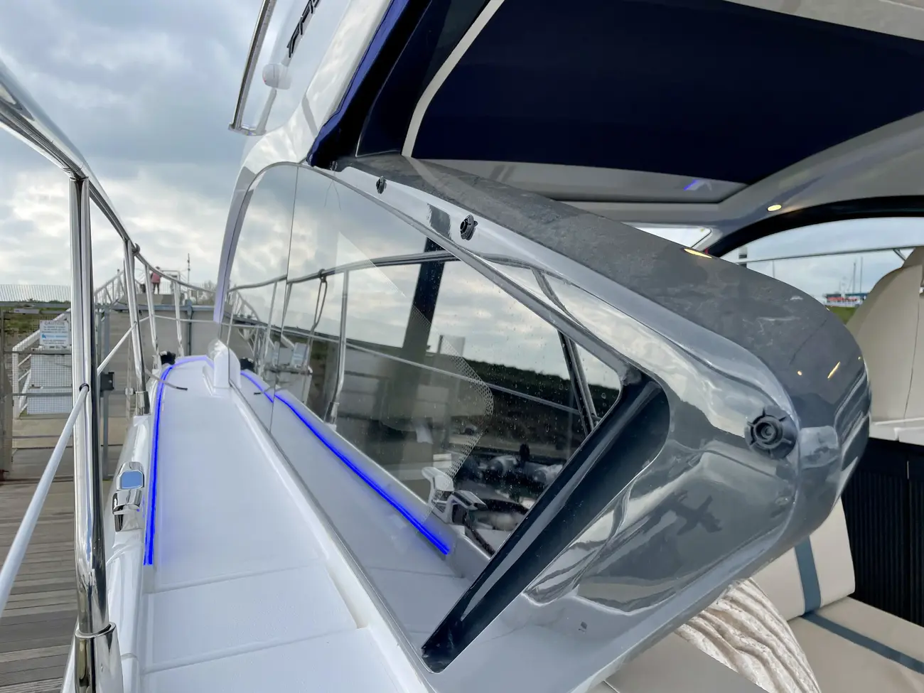 Thumbnail von Fairline Targa 40