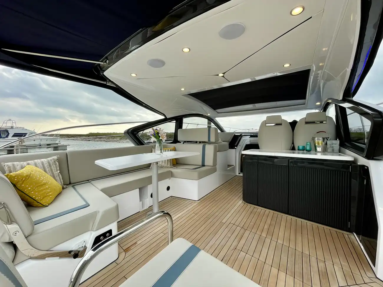 Thumbnail von Fairline Targa 40