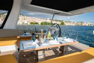 Thumbnail von Jeanneau Yachts 60