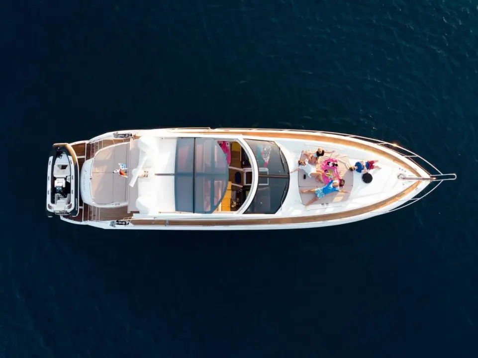 Sunseeker Predator 60 LAKSHIMI