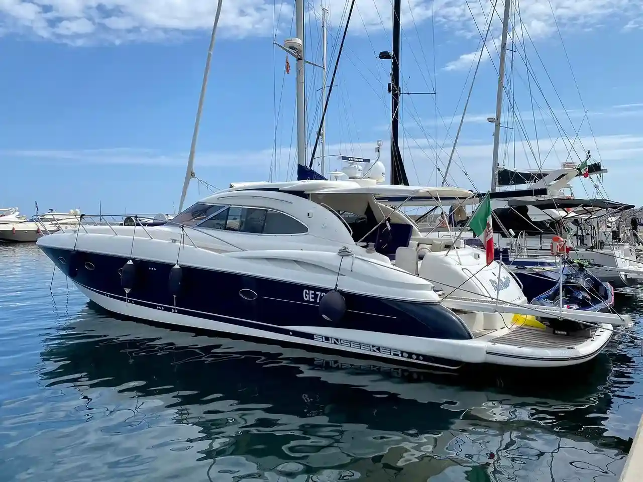 Thumbnail von Sunseeker Predator 56 BLUE PASSION
