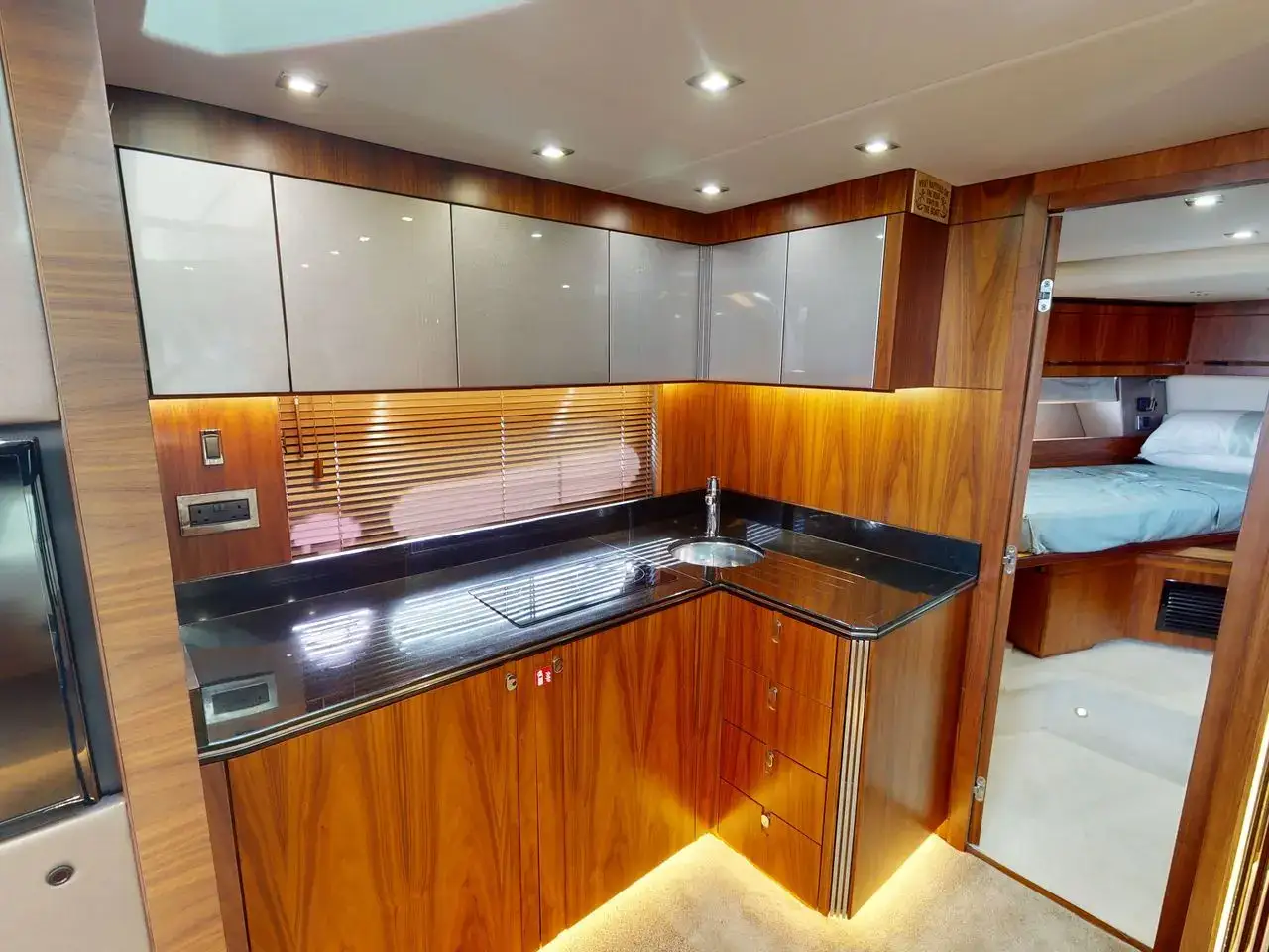 Thumbnail von Sunseeker San Remo MAXIMUS