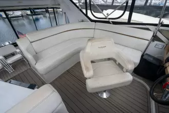 Thumbnail von Carver 396 Motor Yacht Aft Cabin