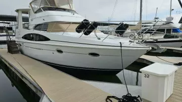 Thumbnail von Carver 36 Mariner