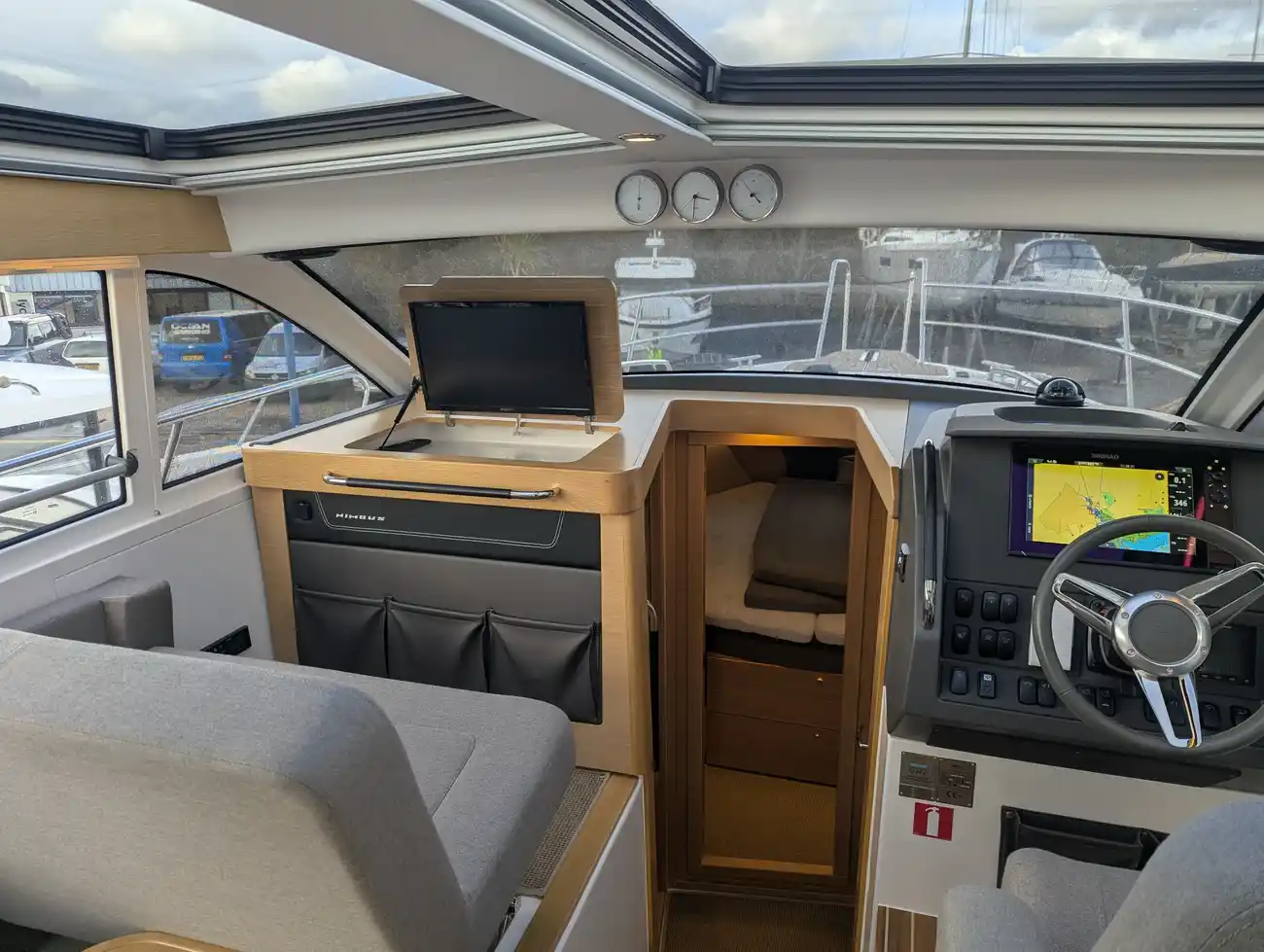 Thumbnail von Nimbus 365 Coupe