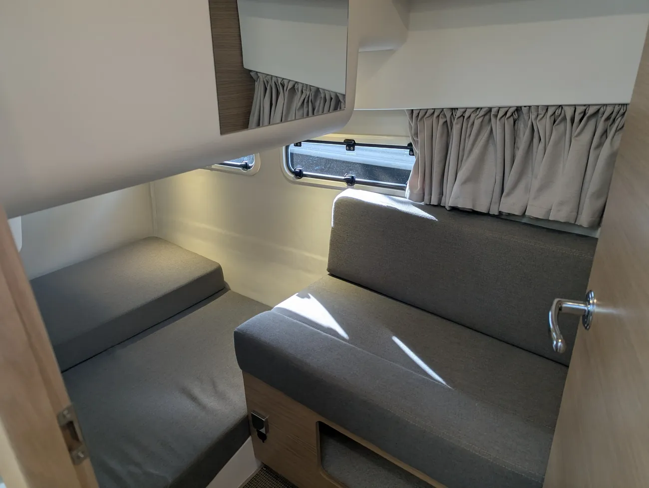 Thumbnail von Nimbus 365 Coupe