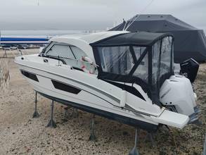 Thumbnail von Bénéteau Antares 9 OB