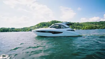 Thumbnail von Galeon 335 HTS