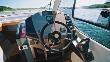 Thumbnail von Galeon 335 HTS