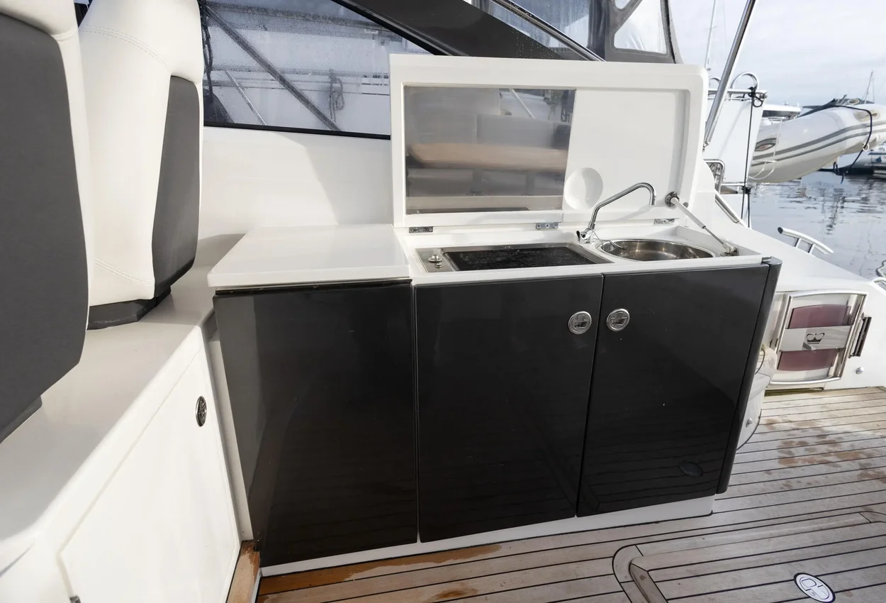 Thumbnail von Princess V39 Viola III