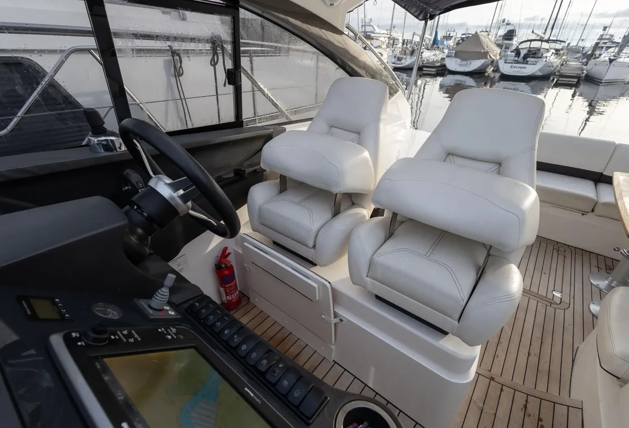 Thumbnail von Princess V39 Viola III