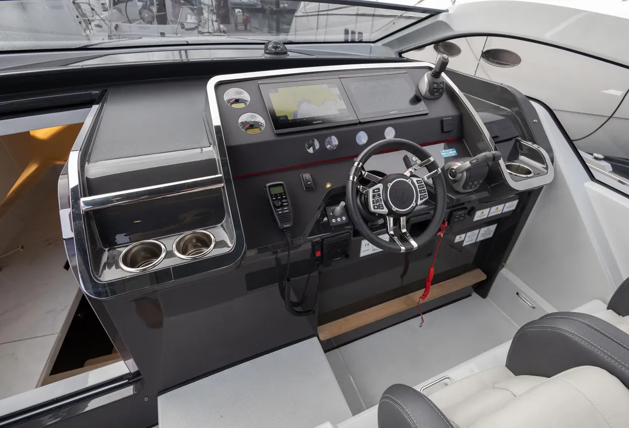 Thumbnail von Fairline F Line 33 AY2295