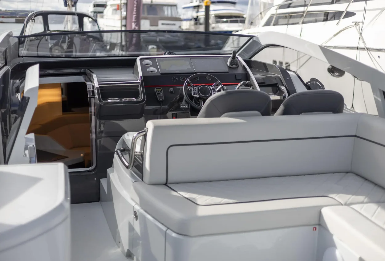 Thumbnail von Fairline F Line 33 AY2295