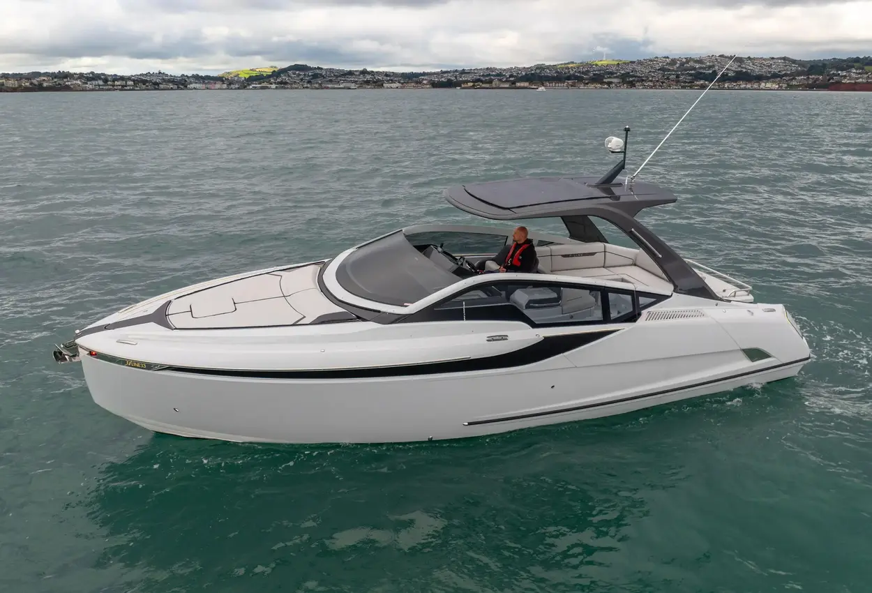 Thumbnail von Fairline F Line 33 AY2295