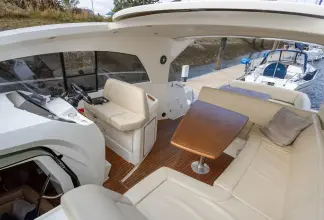 Thumbnail von Prestige 42s