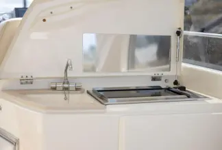 Thumbnail von Prestige 42s