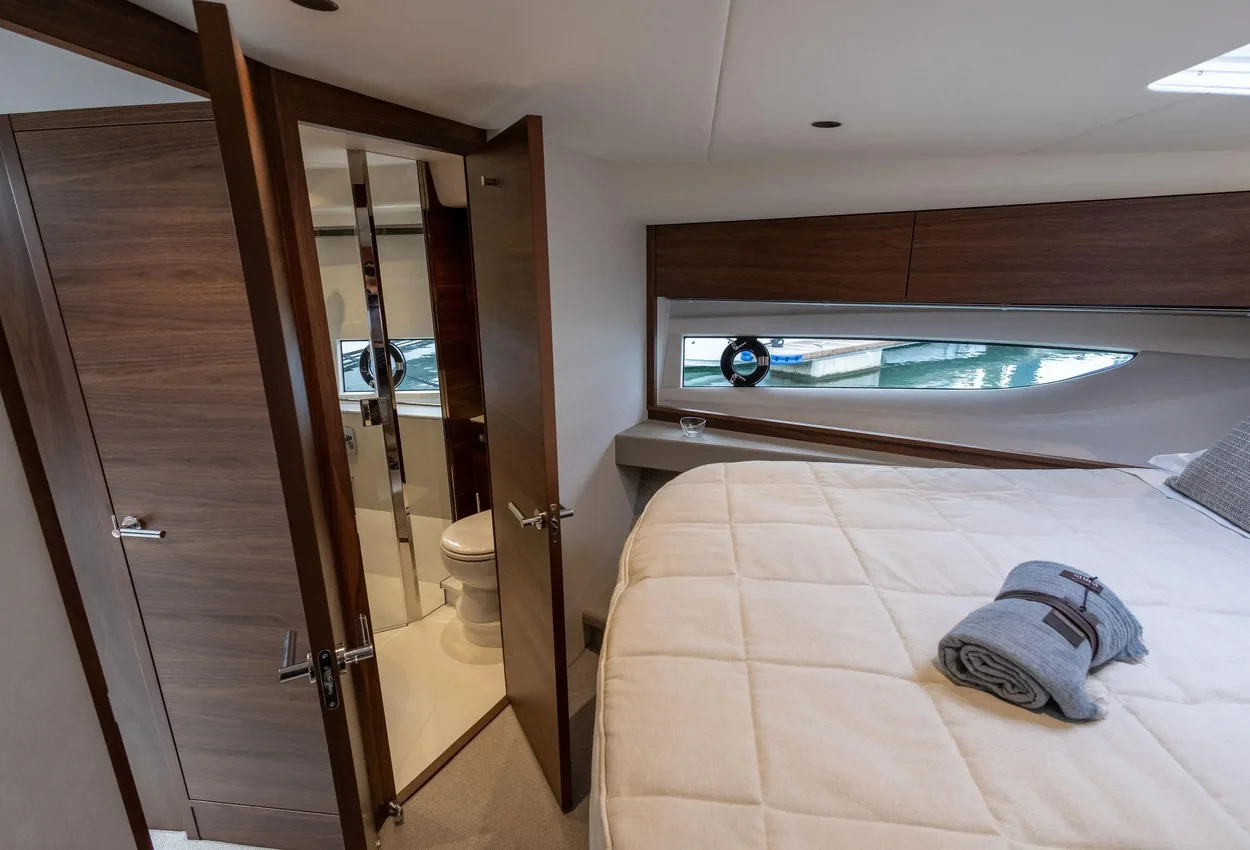 Thumbnail von Princess V50 Eos