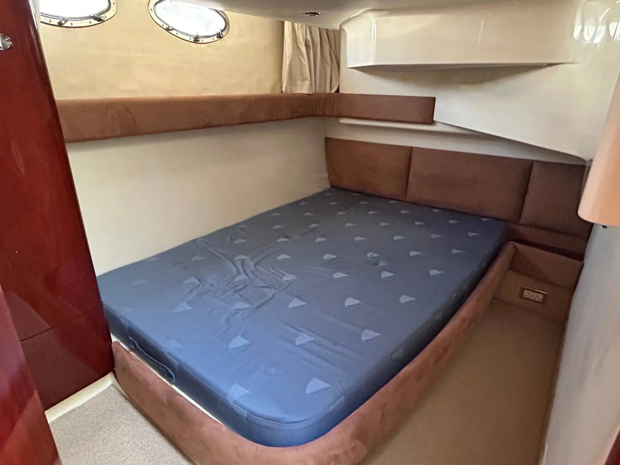 Thumbnail von Fairline Phantom 46