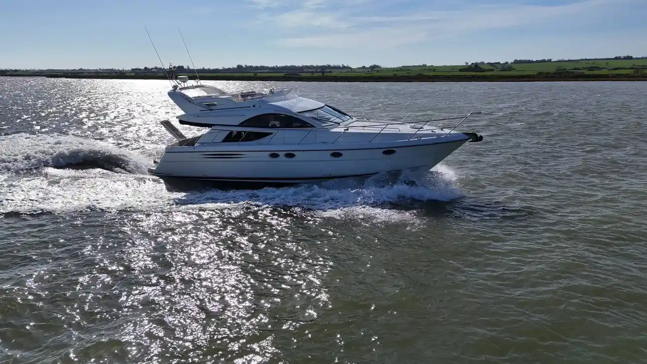 Thumbnail von Fairline Phantom 46