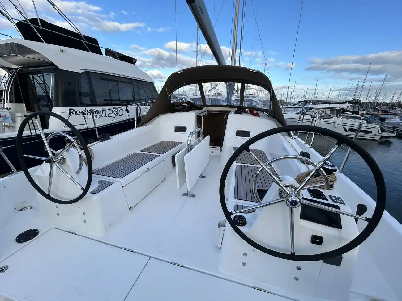 Thumbnail von Jeanneau Sun Odyssey 380