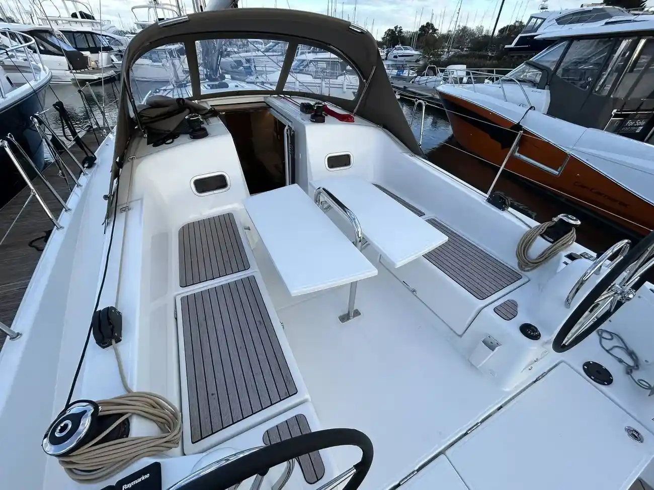 Thumbnail von Jeanneau Sun Odyssey 380