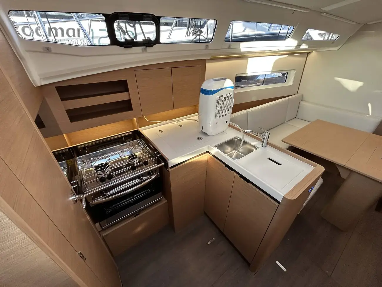 Thumbnail von Jeanneau Sun Odyssey 380