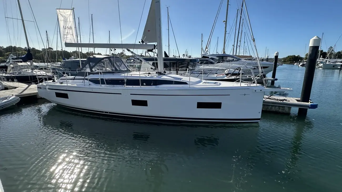 Bavaria C38 225000012 - C38