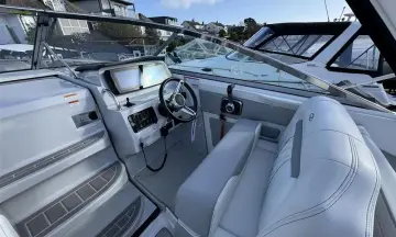 Thumbnail von Regal 28 Express