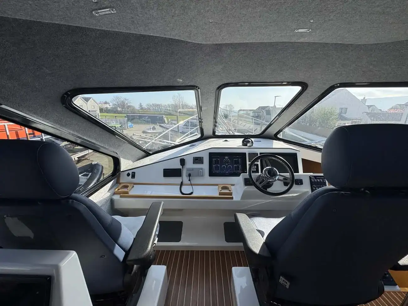 Thumbnail von Redbay Stormforce 1650