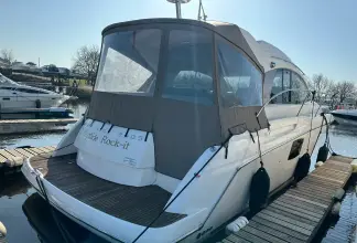 Thumbnail von Prestige 390 S