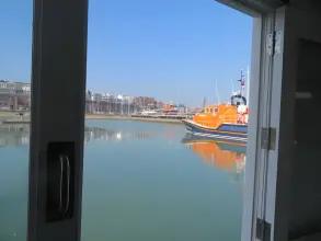 Thumbnail von Houseboat Powercat 40