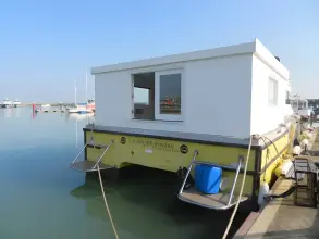 Thumbnail von Houseboat Powercat 40