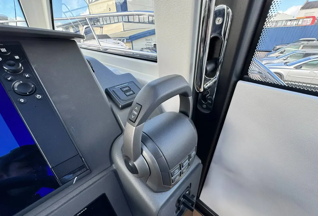 Thumbnail von Nimbus 305 Coupe