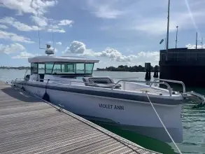 Thumbnail von Axopar 37 XC Cross Cabin VIOLET ANN