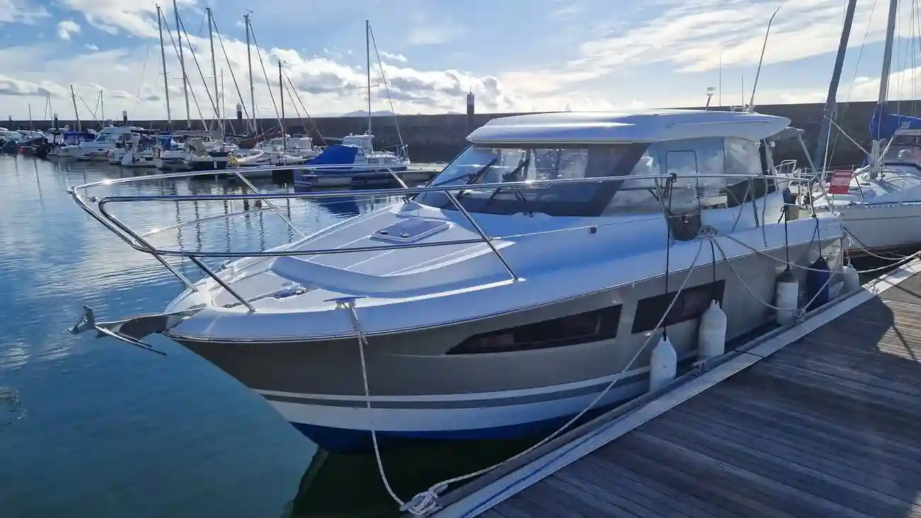 Thumbnail von Jeanneau NC 9