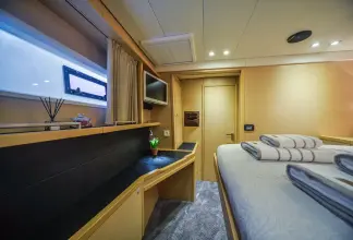 Thumbnail von Lagoon 560 Avra