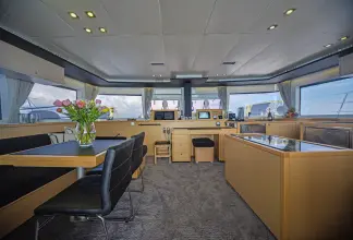 Thumbnail von Lagoon 560 Avra