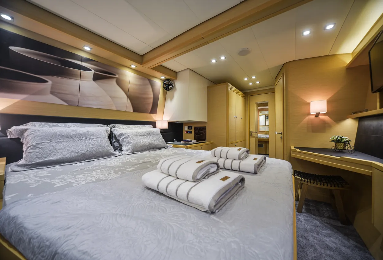 Thumbnail von Lagoon 560 Avra