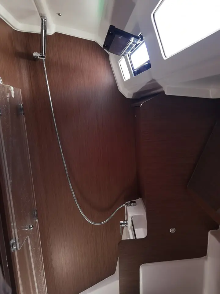 Thumbnail von Beneteau Oceanis 40.1