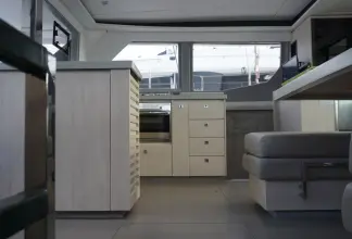 Thumbnail von Leopard 45 Marina