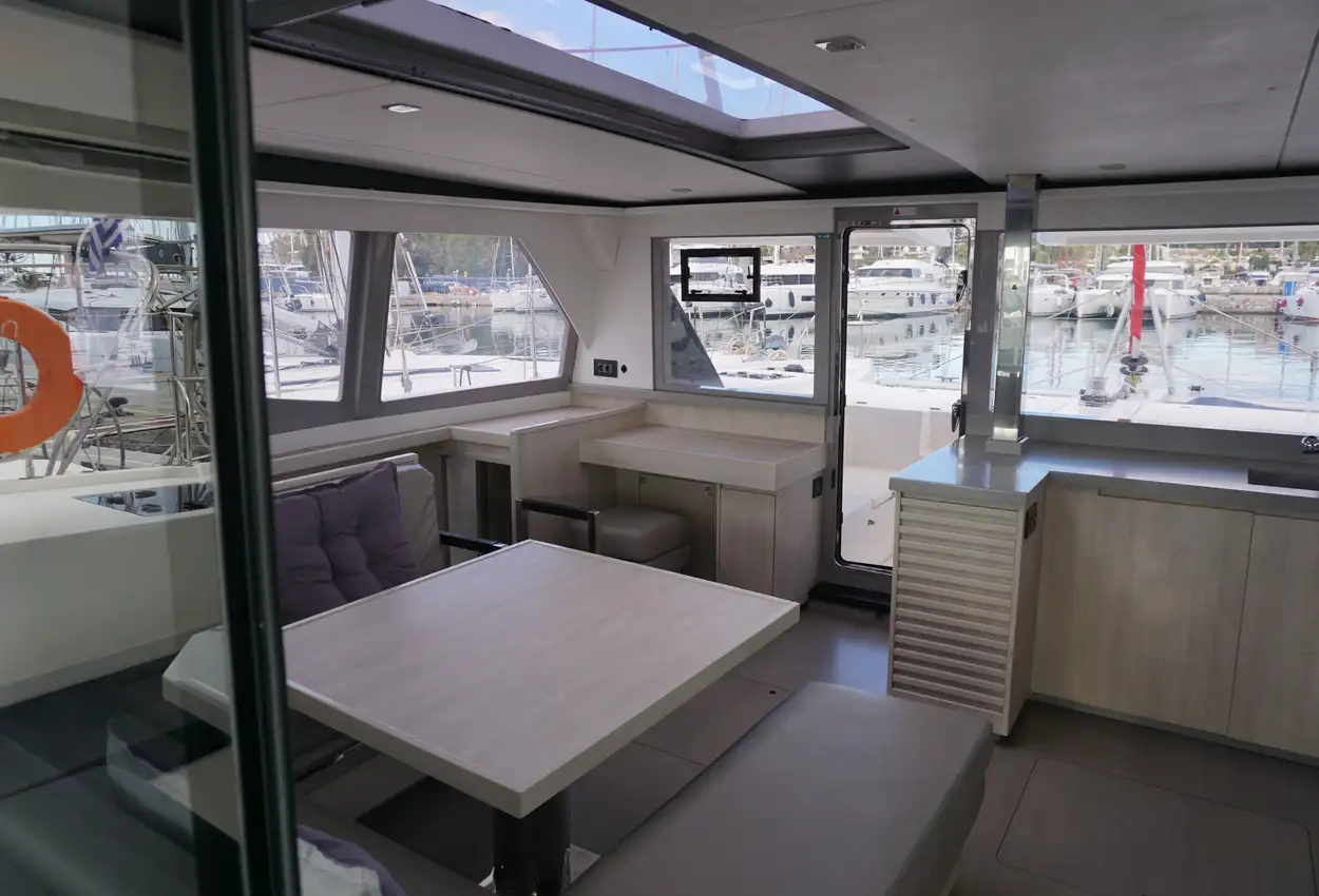 Thumbnail von Leopard 45 Marina