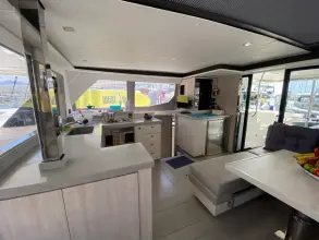 Thumbnail von Leopard 45 Marina