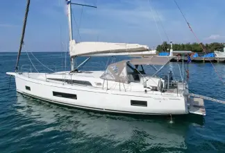 Thumbnail von Beneteau Oceanis 46.1 Blue Satellite