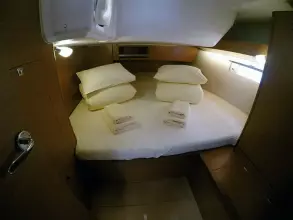 Thumbnail von Dufour 430 Magdalena