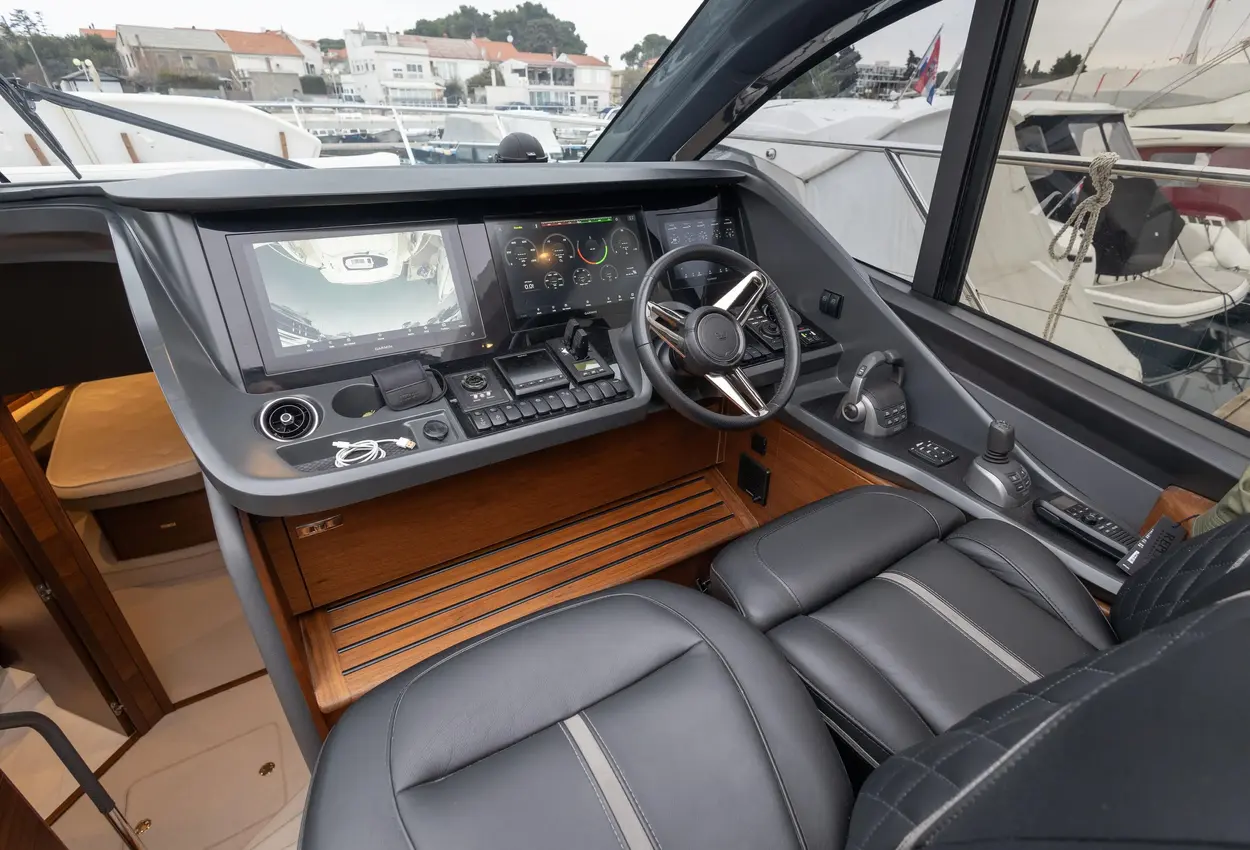 Thumbnail von Princess V55 Inna 2