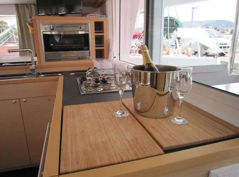 Thumbnail von Lagoon 400 S2