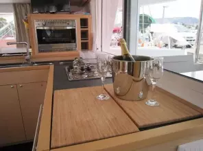 Thumbnail von Lagoon 400 S2