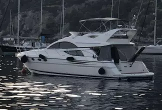 Thumbnail von Fairline Phantom 46