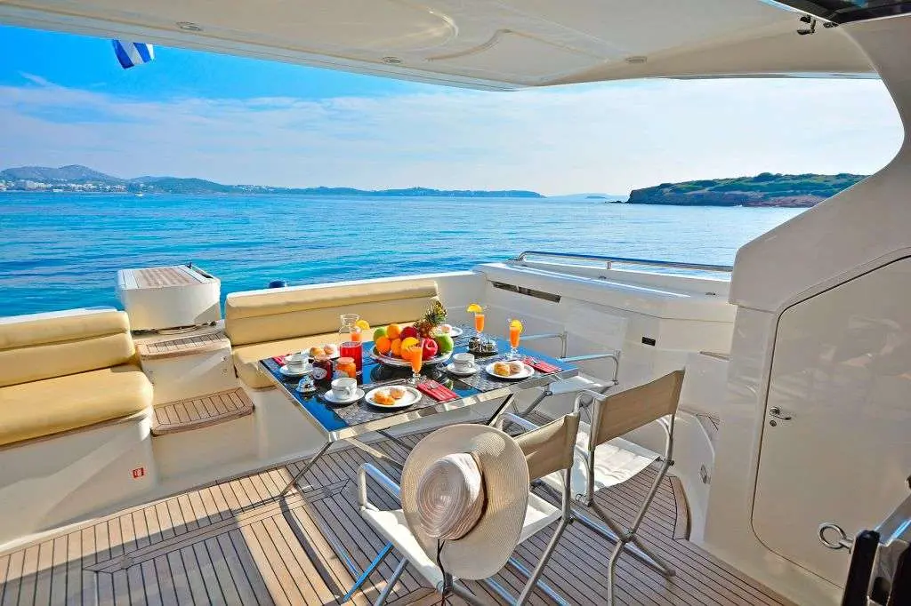 Thumbnail von Ferretti Yachts 620