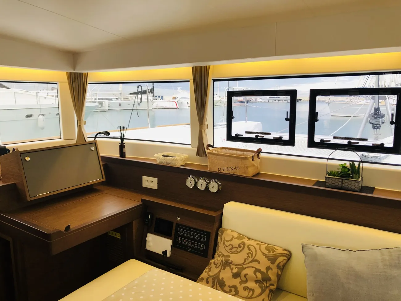 Thumbnail von Lagoon 40 Samana - Standard line